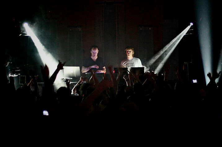 sashaanddigweed_2008.jpg